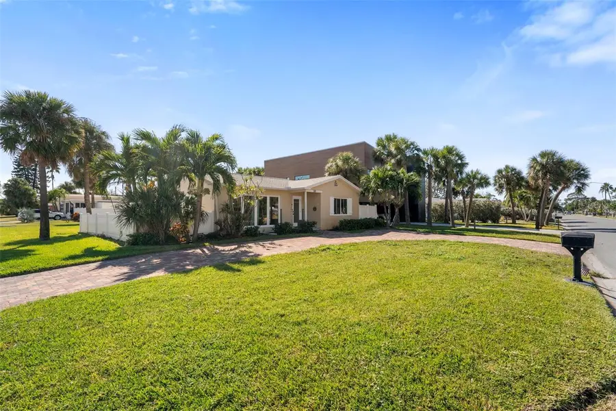 281 44th Avenue, Saint Pete Beach, FL 33706 - Image #2