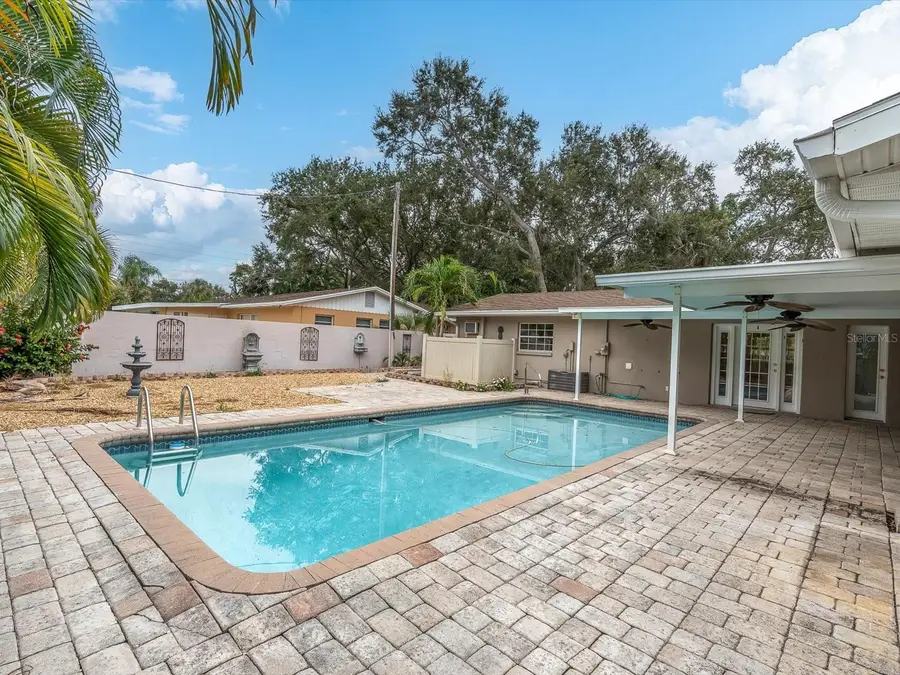 8235 39th Avenue N, Saint Petersburg, FL 33709 - Image #3