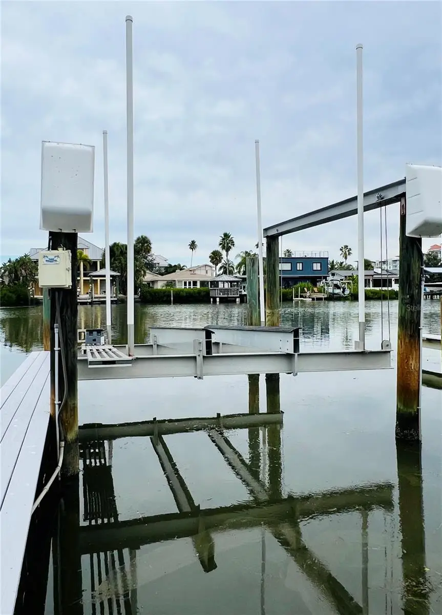 300 Venetian Drive #4, Clearwater, FL 33755 - Image #1