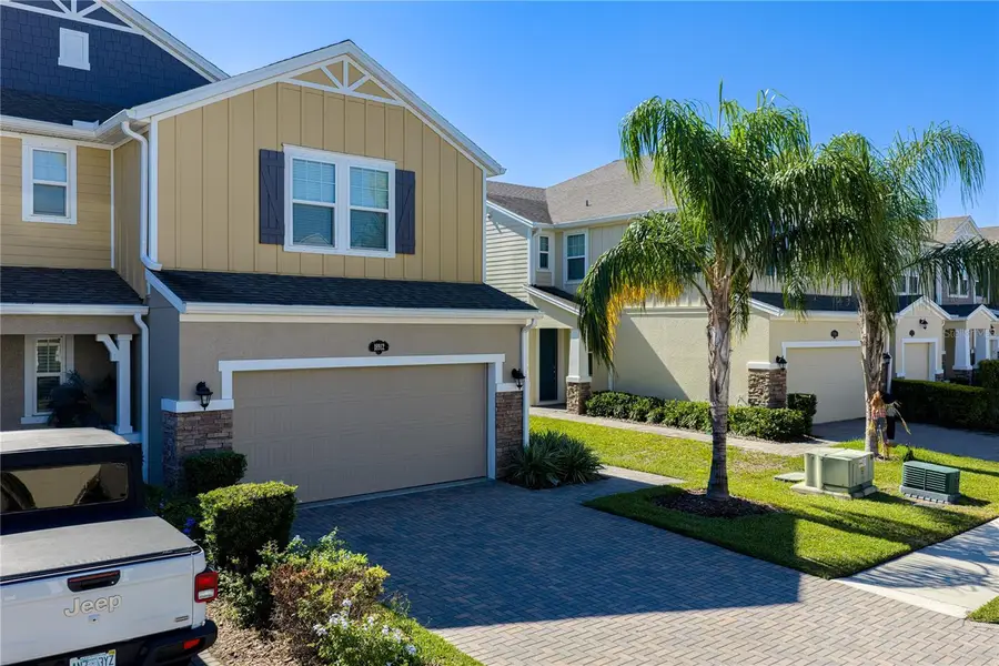 18912 Ulmus Street, Lutz, FL 33558 - Image #2