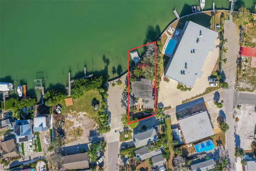 11921 Lagoon Lane, Treasure Island, FL 33706 - Image #2