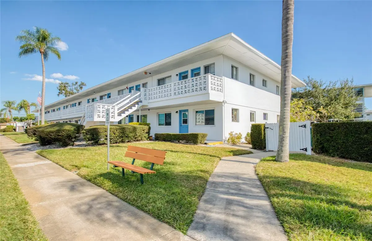 8555 N 112th Street #205, Seminole, FL 33772 - Image #1