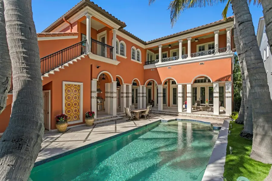 4912 Yacht Club Drive, Tampa, FL 33616 - Image #2