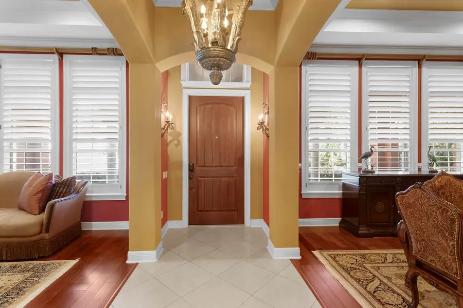 4912 Yacht Club Drive, Tampa, FL 33616 - Image #3