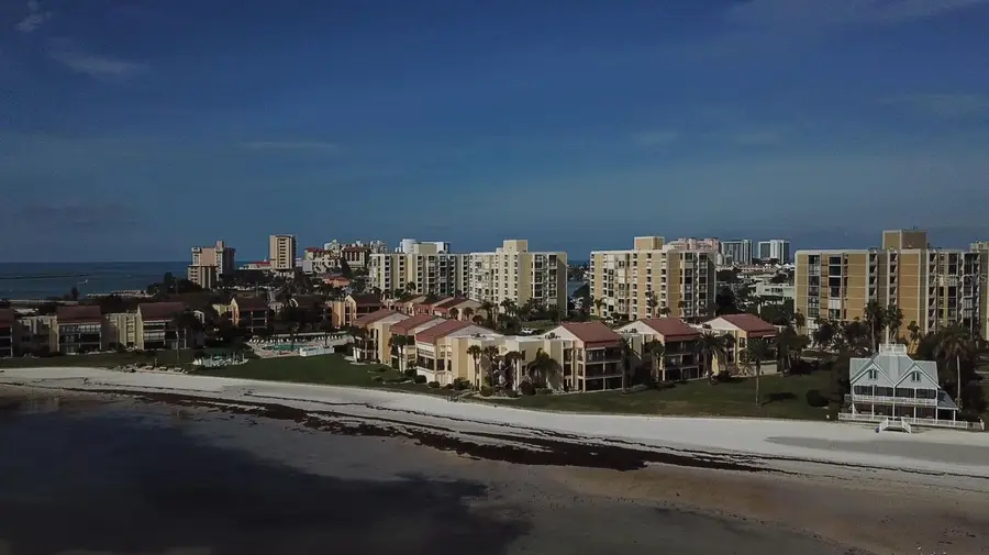 800 S Gulfview Boulevard #607, Clearwater Beach, FL 33767 - Image #3