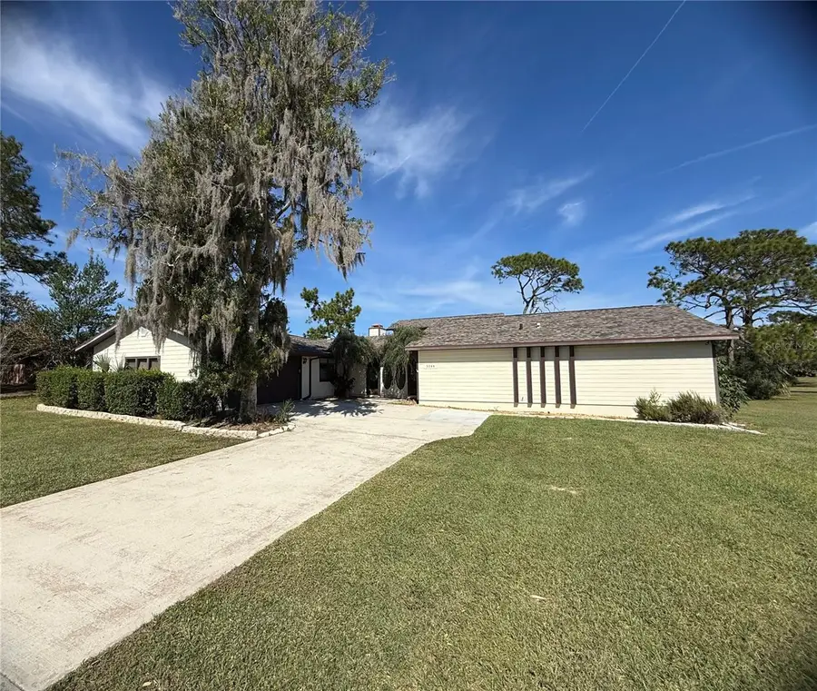 5544 Fairway Drive, Ridge Manor, FL 33523 - Image #2