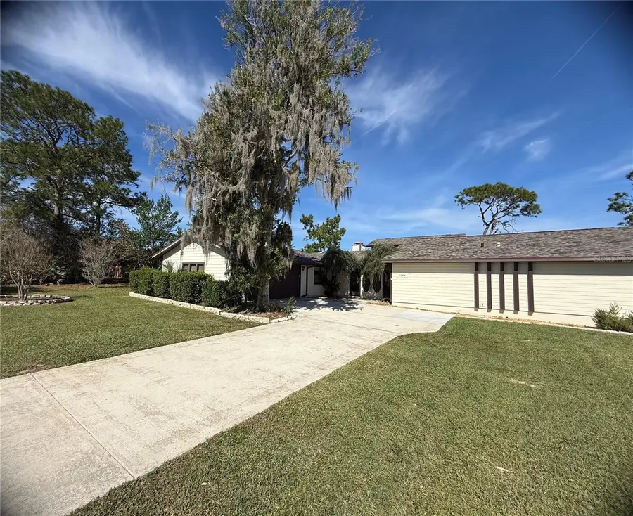 5544 Fairway Drive, Ridge Manor, FL 33523 - Image #3