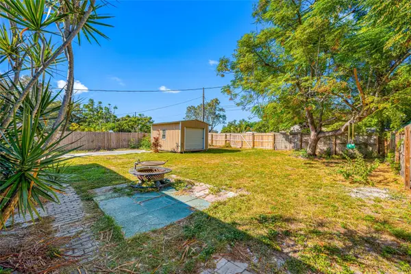 3033 24th Avenue N, ST PETERSBURG, FL 33713