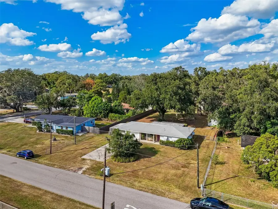 1004 Hummingbird Lane, Brandon, FL 33511 - Image #2