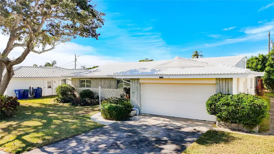 10340 Monarch Drive, Largo, FL 33774 - Image #3