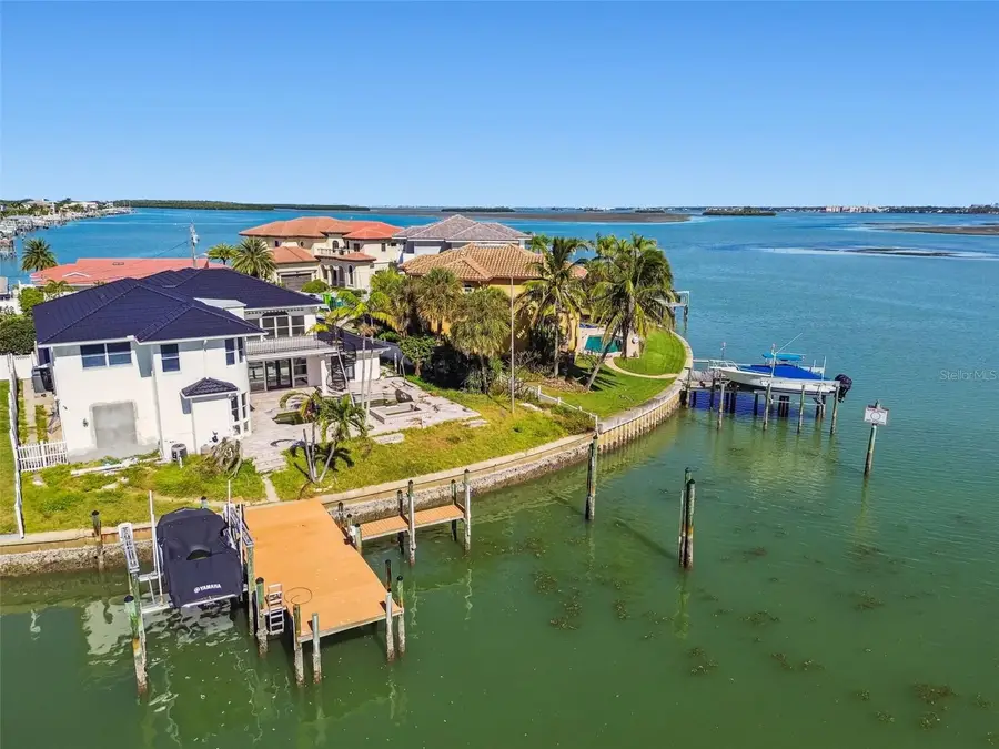 461 Palm Island Ne, Clearwater Beach, FL 33767 - Image #3