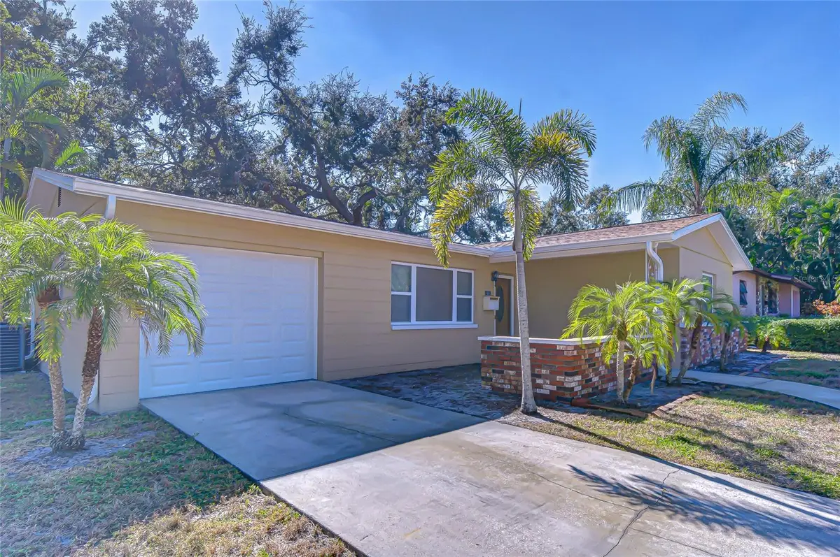 1800 52nd Avenue N, Saint Petersburg, FL 33714 - Image #1