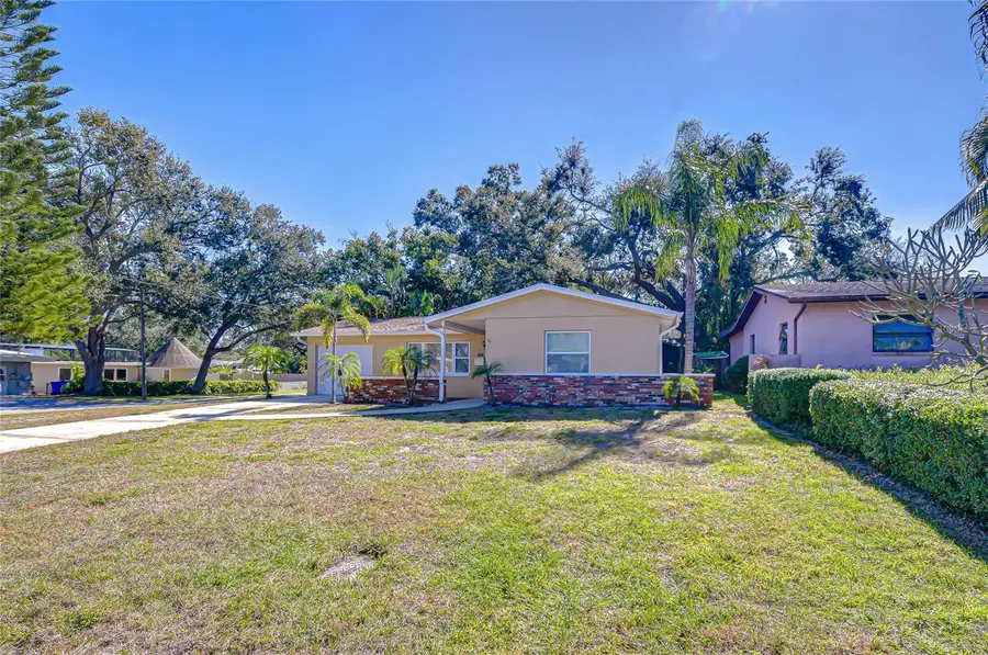 1800 52nd Avenue N, Saint Petersburg, FL 33714 - Image #3