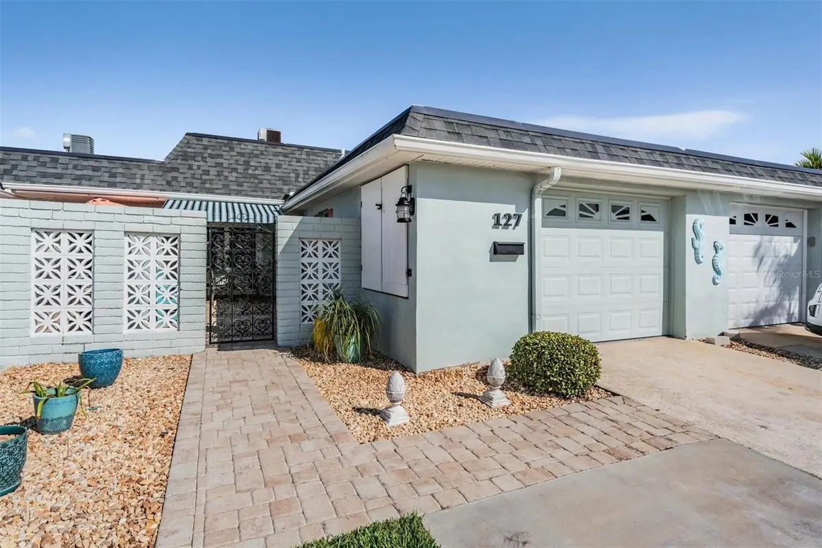 127 Boca Ciega Point Boulevard N, Saint Petersburg, FL 33708 - Image #1