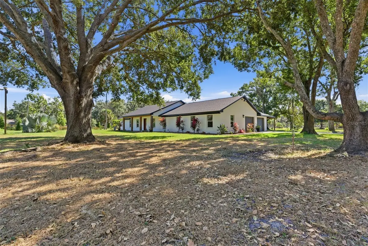 2506 Hawk Griffin Road, Plant City, FL 33565 - Image #1