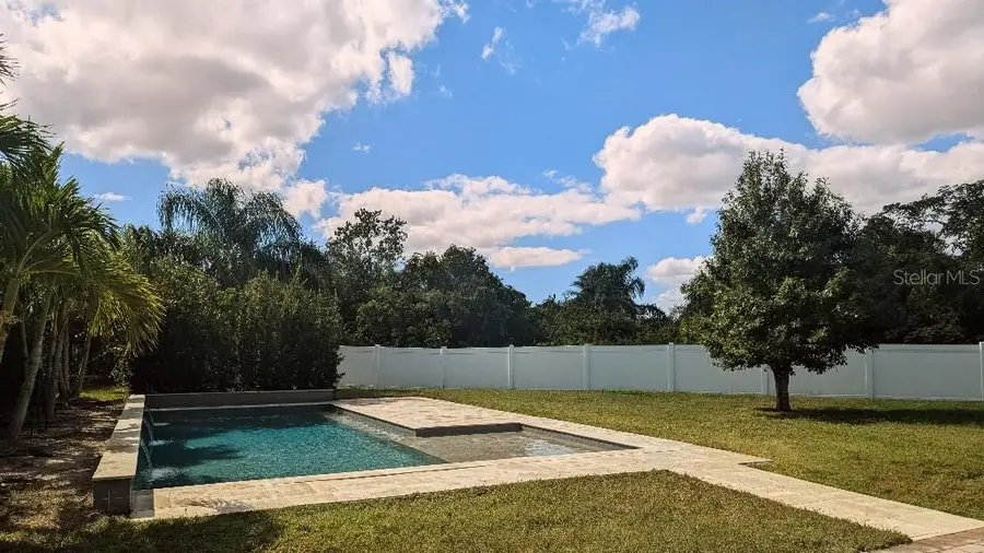 4306 Biscayne Cove Court, Kissimmee, FL 34744 - Image #2