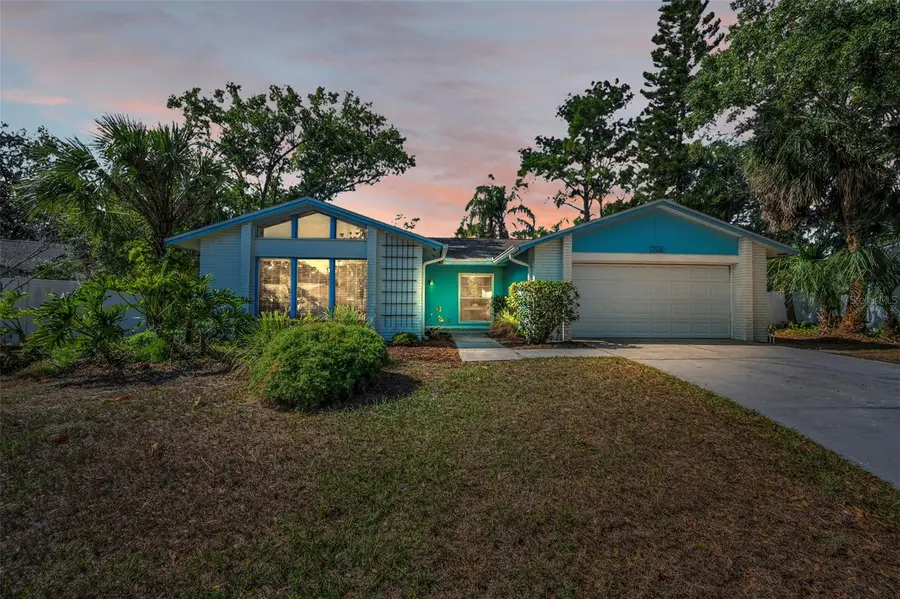 7404 Clearview Drive, Tampa, FL 33634 - Image #2