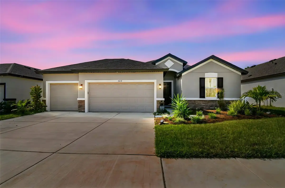 1039 Davis Heather Circle, Seffner, FL 33584 - Image #1