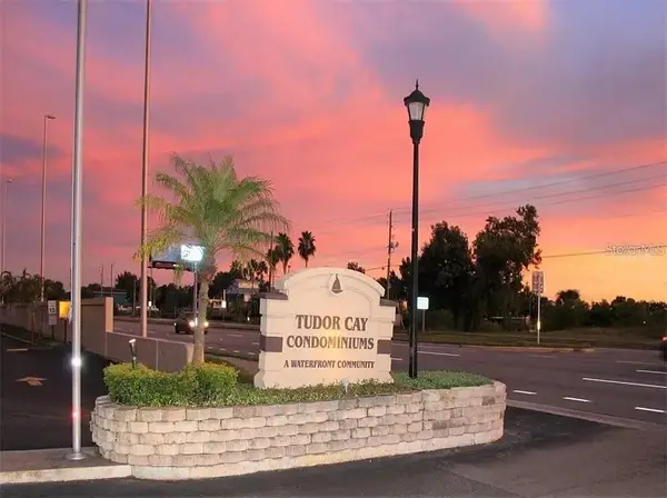 9109 W Hillsborough Avenue #J207, TAMPA, FL 33615