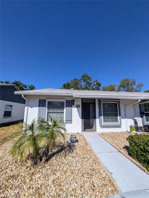 7241 Parkside Villas Drive N, ST PETERSBURG, FL 33709