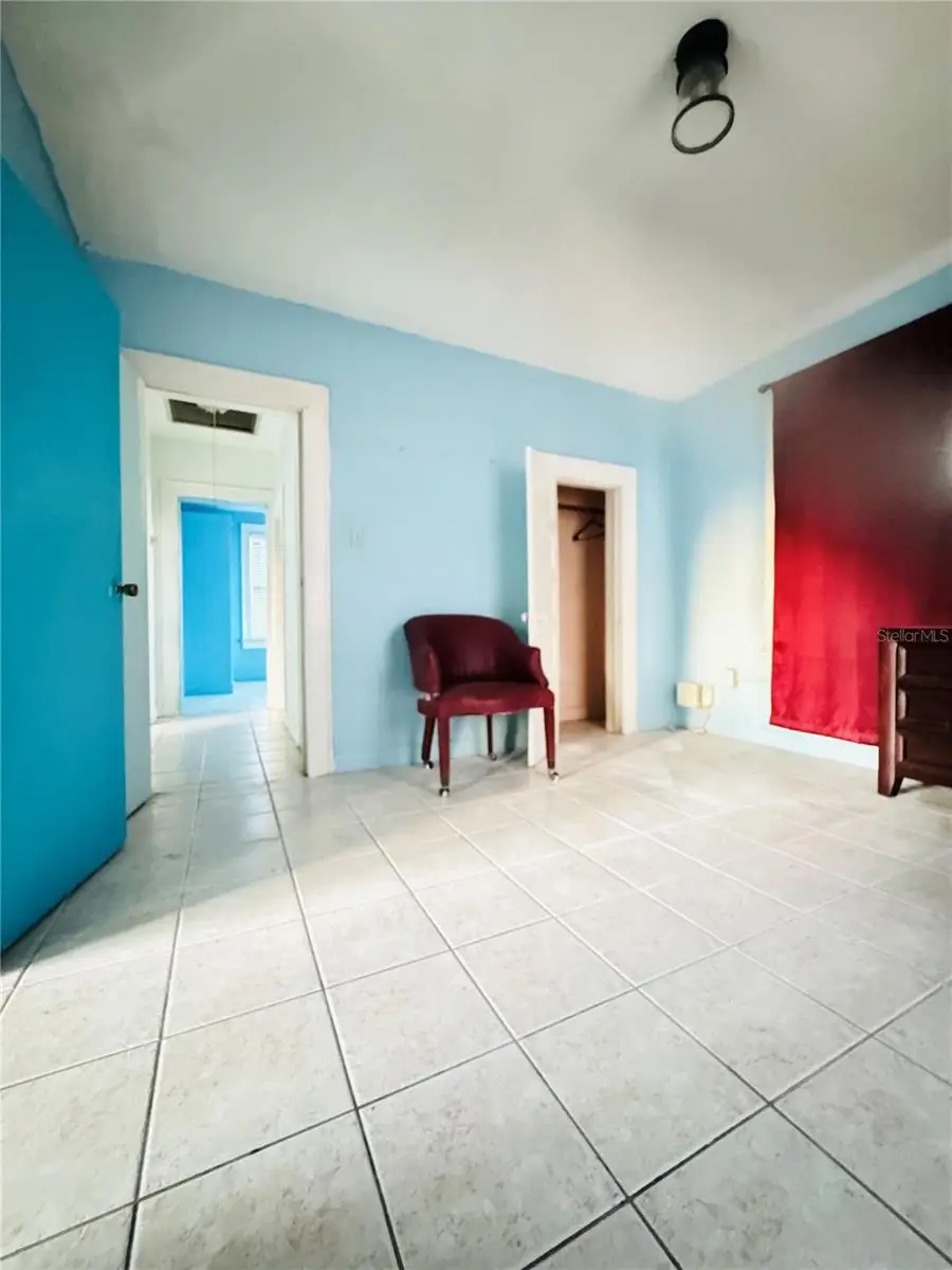 2905 W Chestnut Street, Tampa, FL 33607 - Image #3