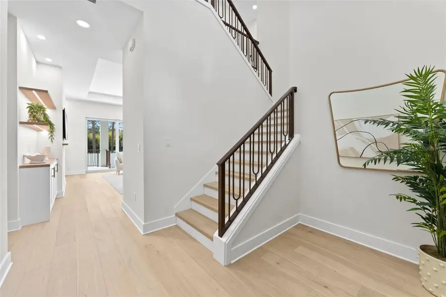 3012 W Helen Avenue, Tampa, FL 33611 - Image #3