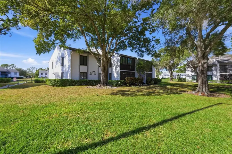 1243 Pine Ridge Circle W #D2, Tarpon Springs, FL 34688 - Image #3