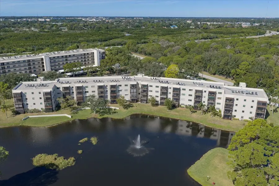 8199 Terrace Garden Drive N #402, Saint Petersburg, FL 33709 - Image #3
