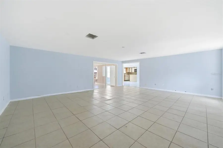 10072 Northcliffe Boulevard, Spring Hill, FL 34608 - Image #3