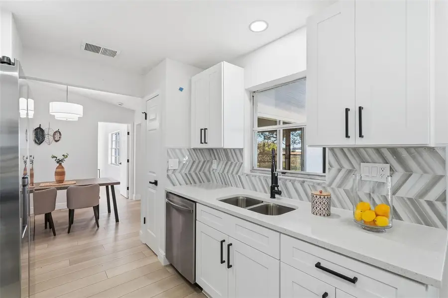 3973 107th Avenue N, Clearwater, FL 33762 - Image #3