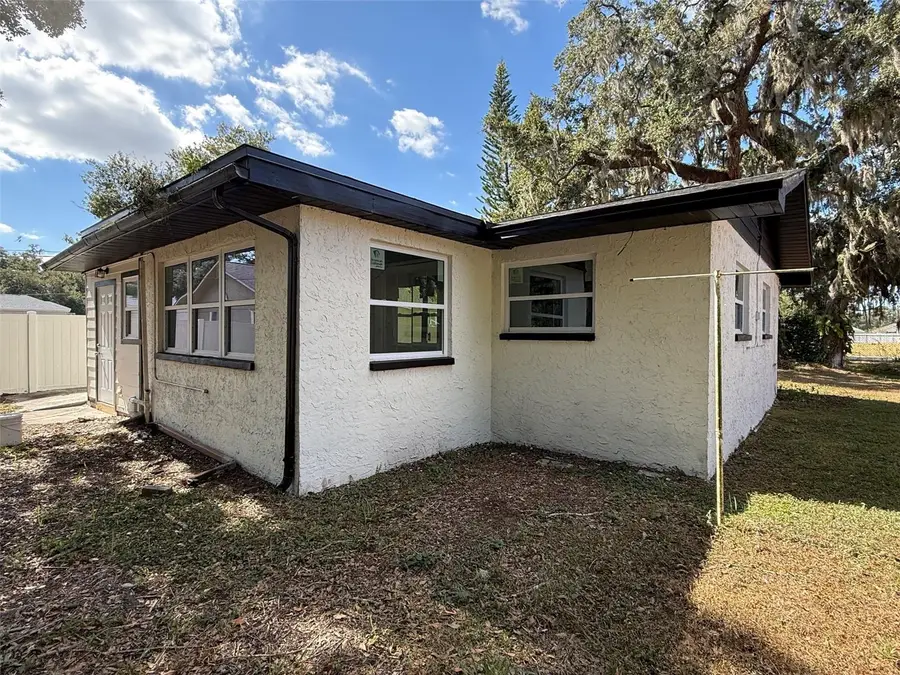 2006 N Gordon Street, Plant City, FL 33563 - Image #3