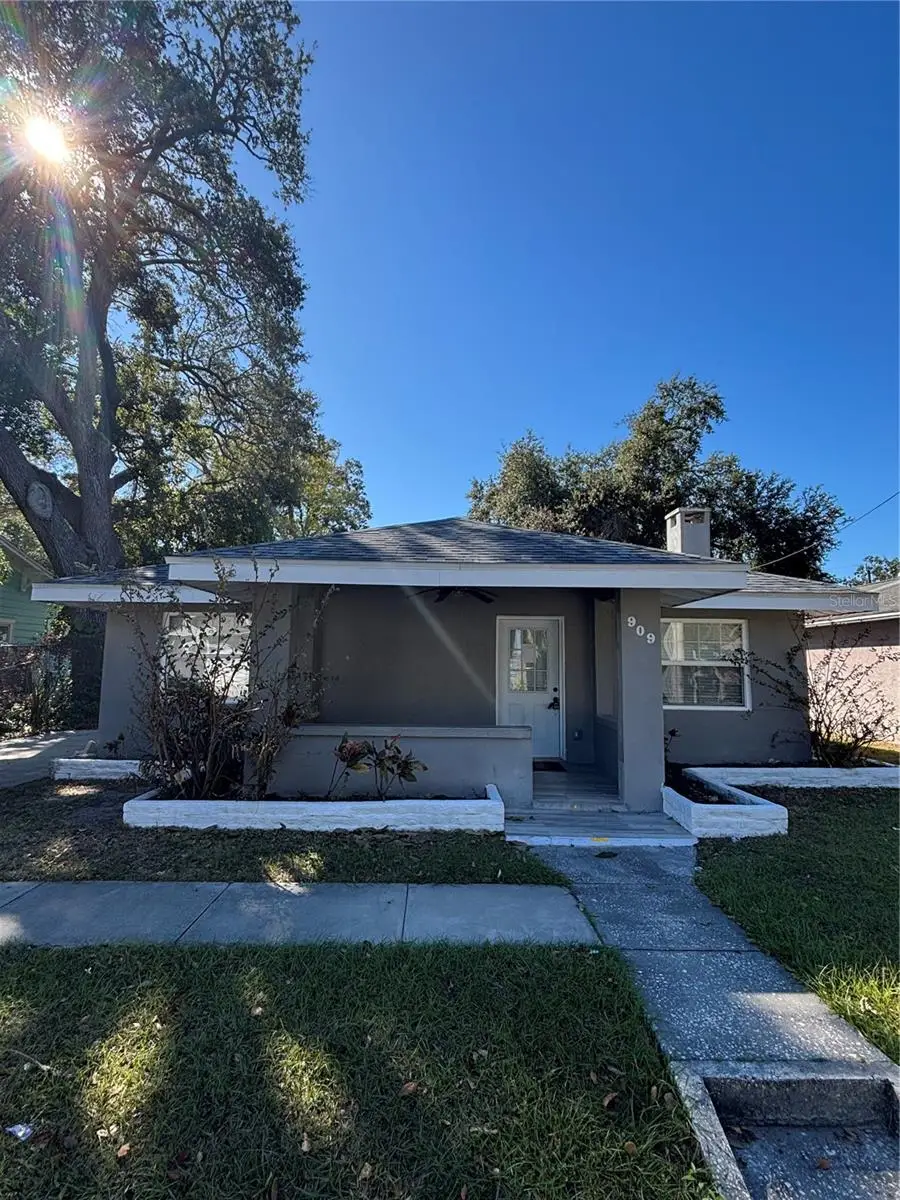 909 Hart Street, Clearwater, FL 33755 - Image #1