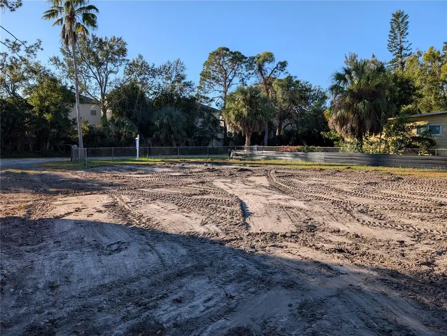 1331 Mentone Drive Ne, Saint Petersburg, FL 33702 - Image #2