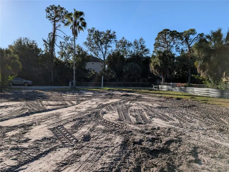 1331 Mentone Drive Ne, Saint Petersburg, FL 33702 - Image #3