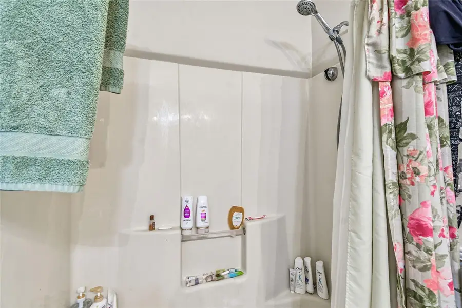 4770 Silver Circle, Zephyrhills, FL 33541 - Image #3