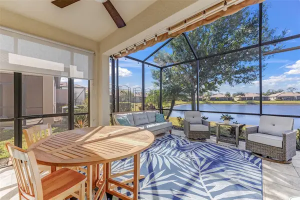 5438 Sunset Falls Drive, APOLLO BEACH, FL 33572