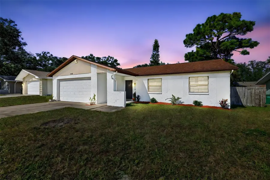 105 Lotus Circle, Safety Harbor, FL 34695 - Image #2