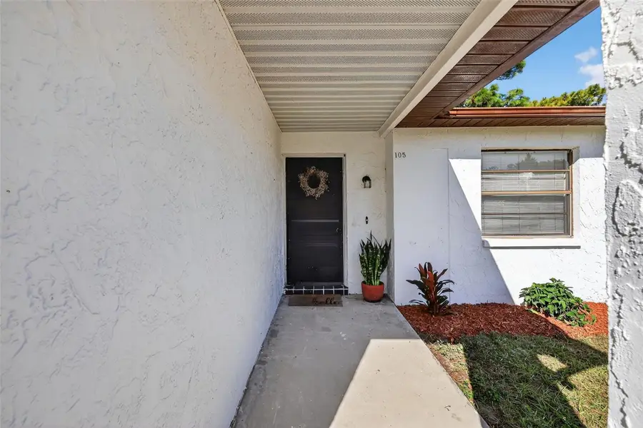 105 Lotus Circle, Safety Harbor, FL 34695 - Image #3