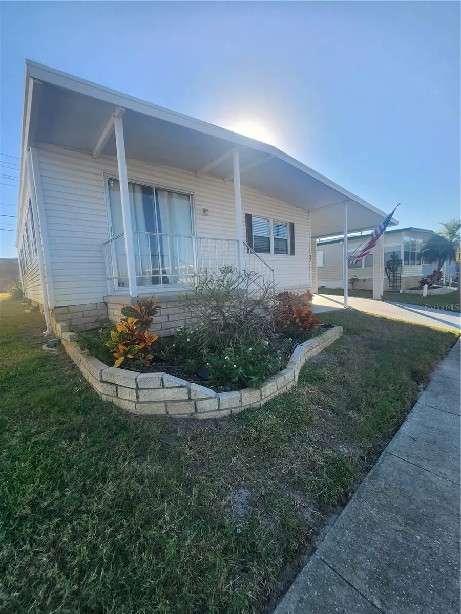 90 Red Oak Drive, Palm Harbor, FL 34684 - Image #2