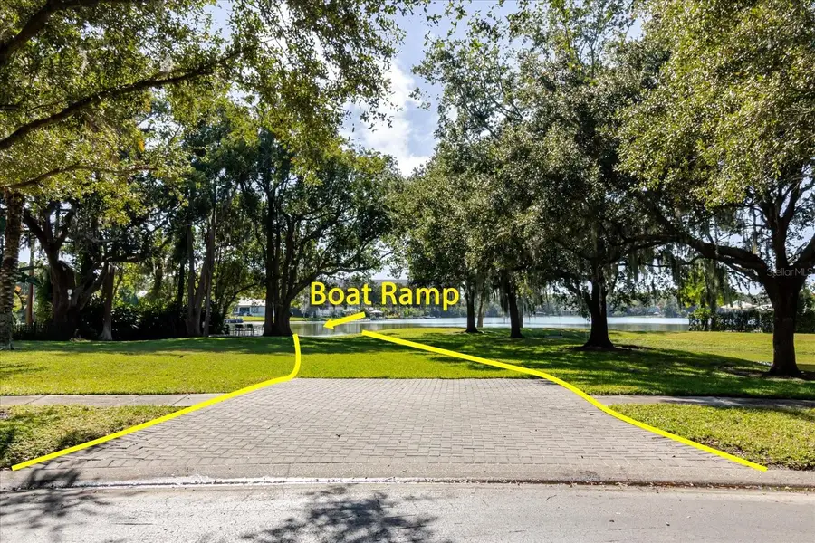 13510 Westshire Drive, Tampa, FL 33618 - Image #3