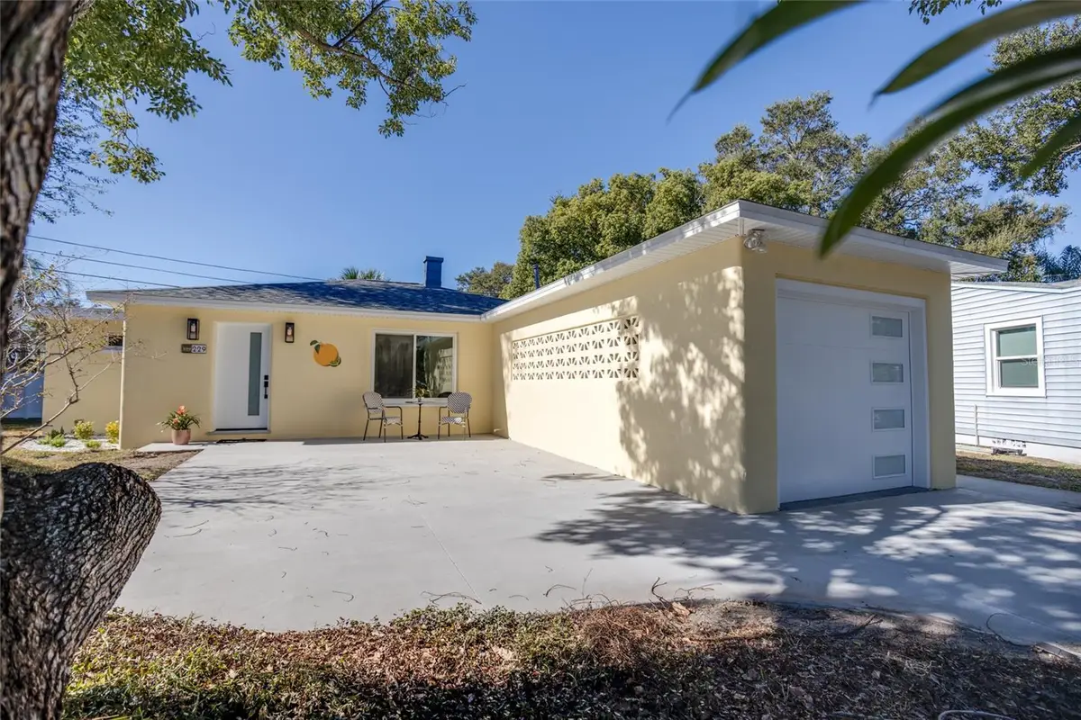 229 Lime Circle S, Dunedin, FL 34698 - Image #1