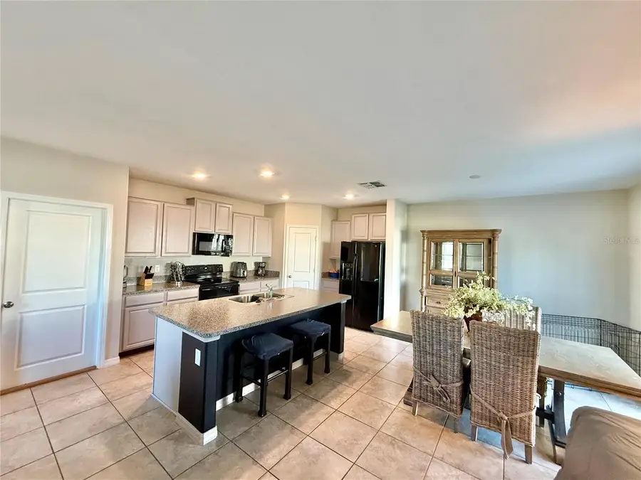 14803 Scottburgh Glen Drive, Wimauma, FL 33598 - Image #3