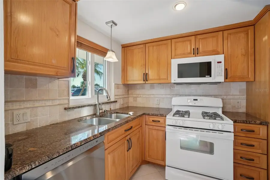 1847 Shore Drive S #117, South Pasadena, FL 33707 - Image #2