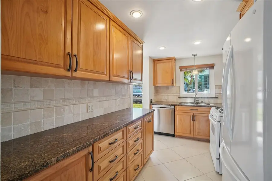 1847 Shore Drive S #117, South Pasadena, FL 33707 - Image #3