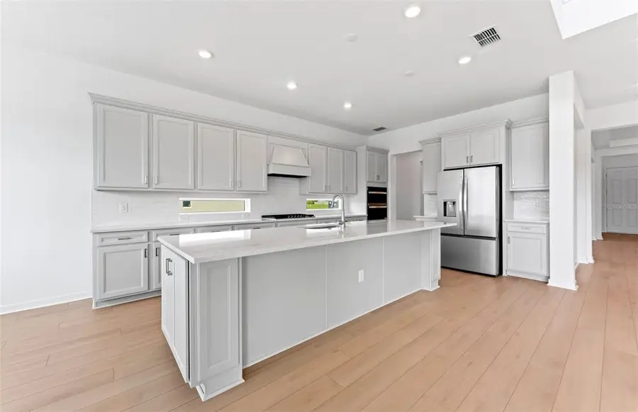 37392 Gunnison Drive, Zephyrhills, FL 33540 - Image #3