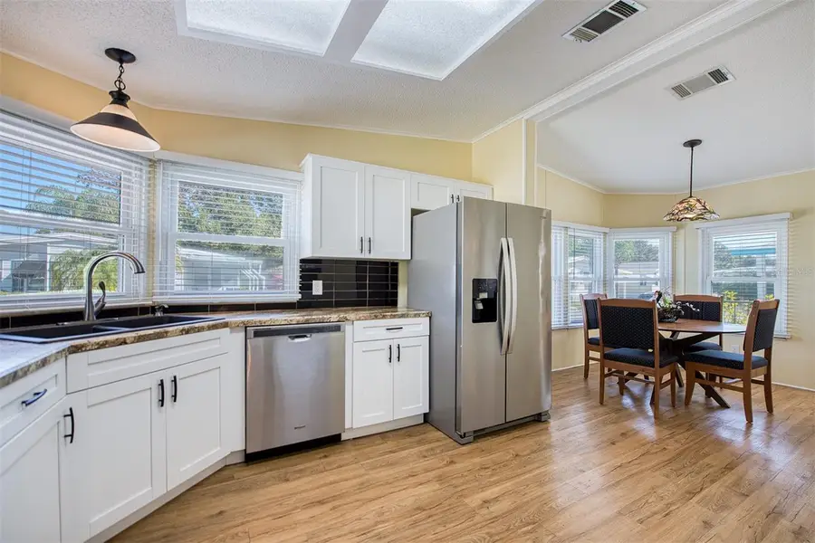 72 Pelican Drive E, Oldsmar, FL 34677 - Image #3