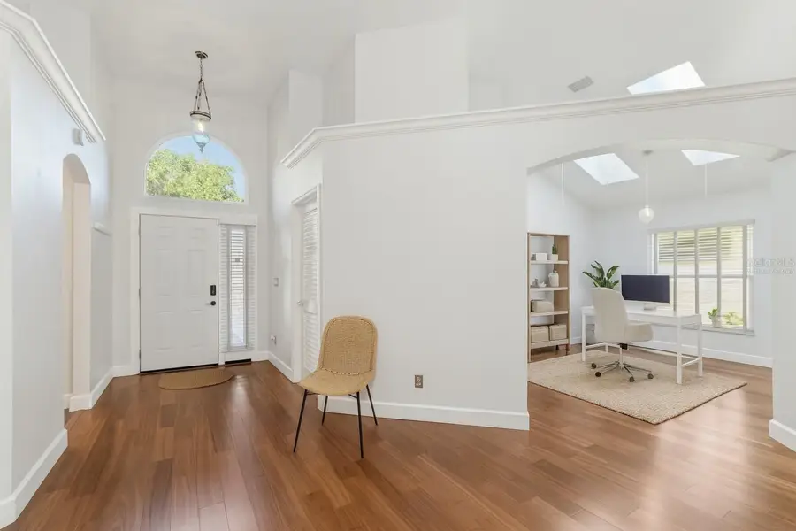 10211 Oasis Palm Drive, Tampa, FL 33615 - Image #2