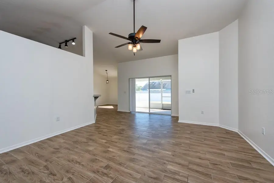 5658 Fischer Drive, Lakeland, FL 33812 - Image #2