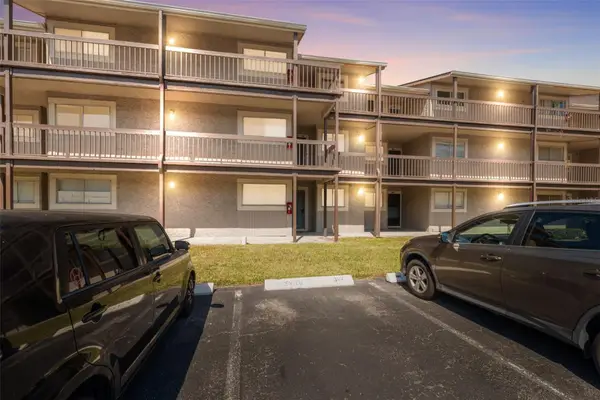 6308 Newtown Circle #8B2, TAMPA, FL 33615