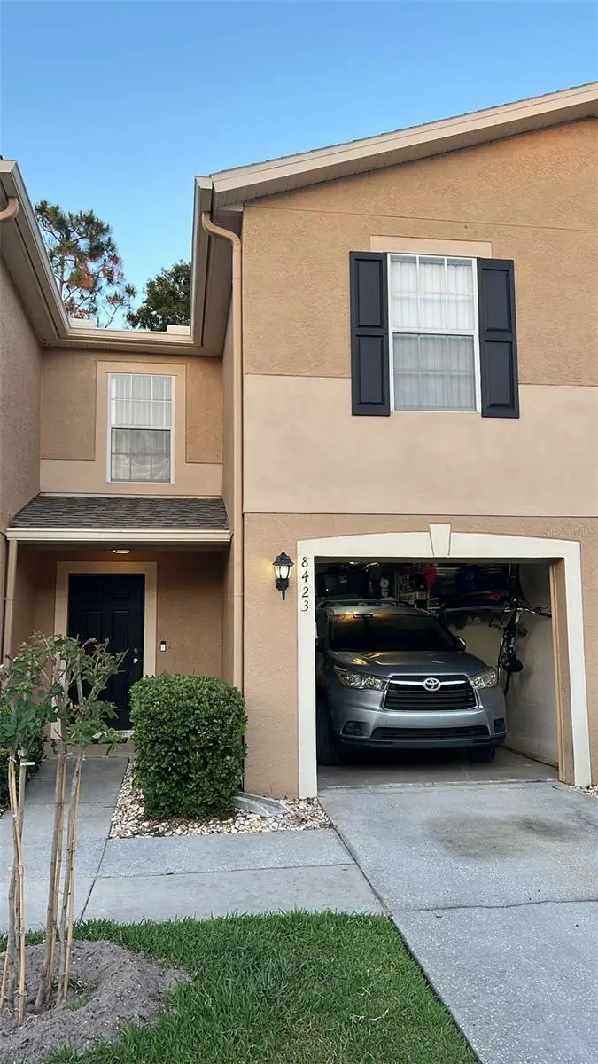 8423 Edgewater Boulevard, Tampa, FL 33615 - Image #1